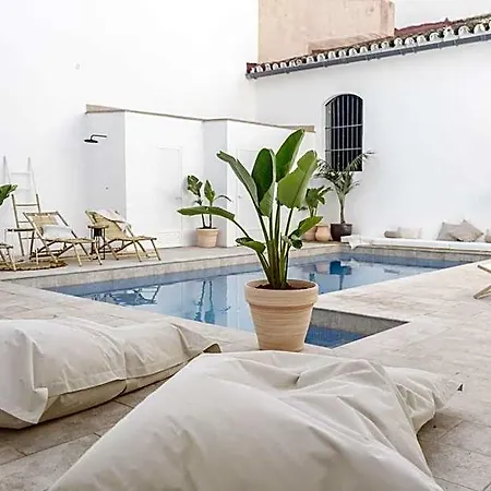 Aparthotel Alfonso X 4*